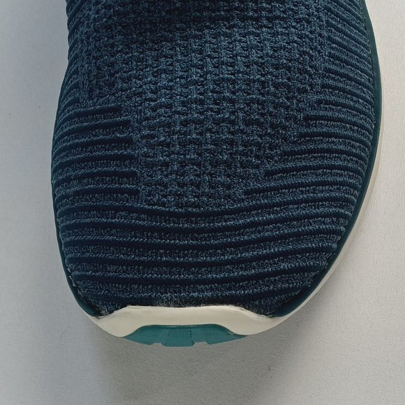 Under Armour Men's Running Sneakers. - Picture 10 of 13